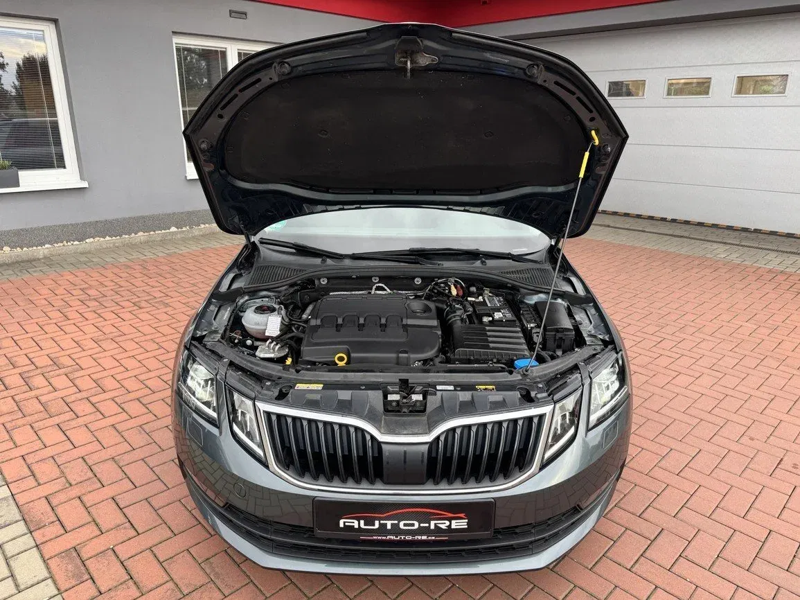 Škoda Octavia - Náhled 33