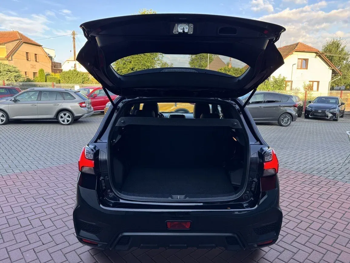 Mitsubishi ASX - Náhled 21