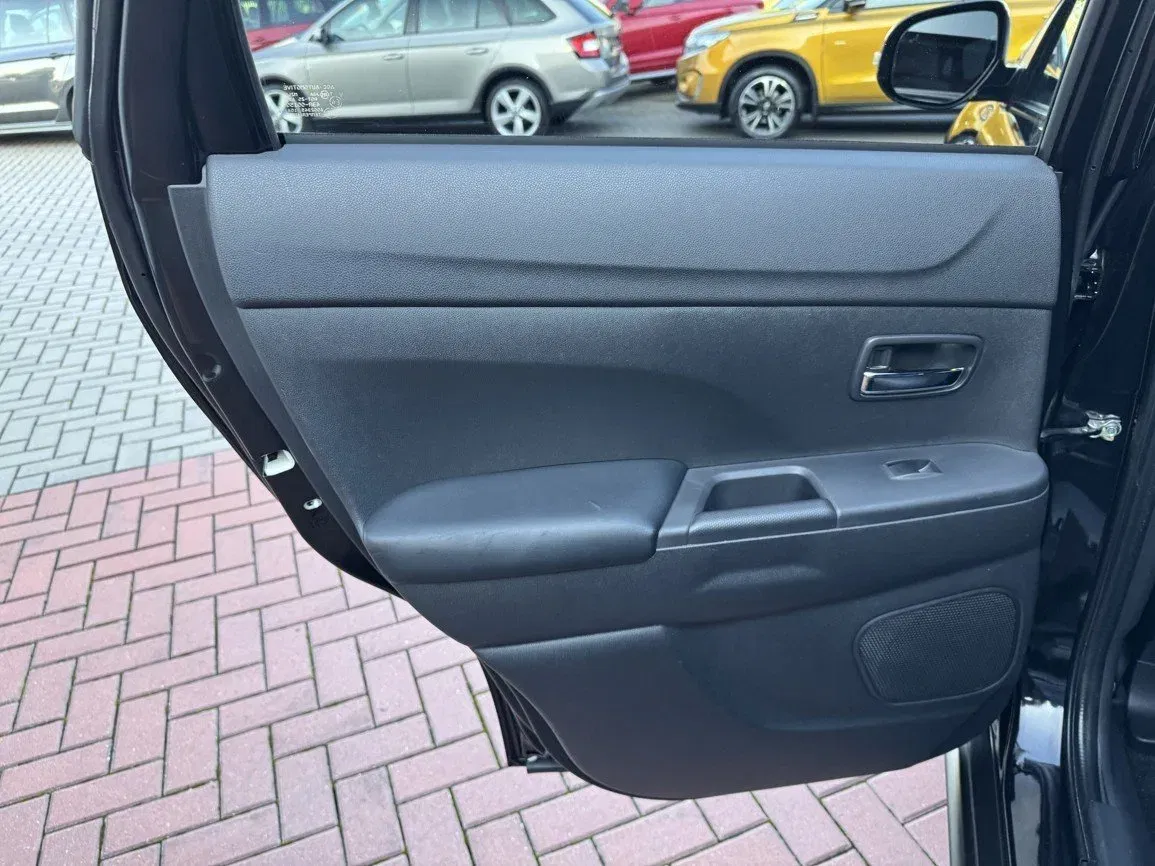 Mitsubishi ASX - Náhled 23