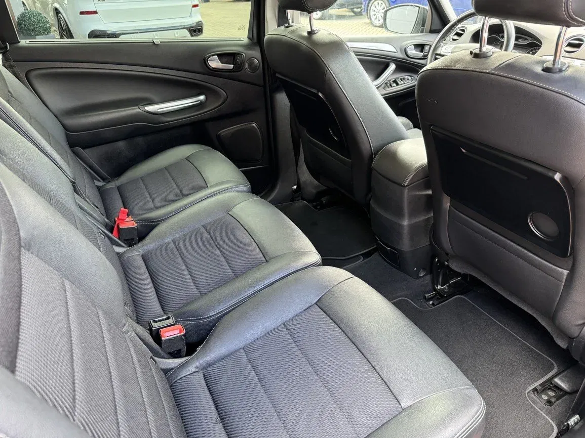 Ford S-MAX - Náhled 18