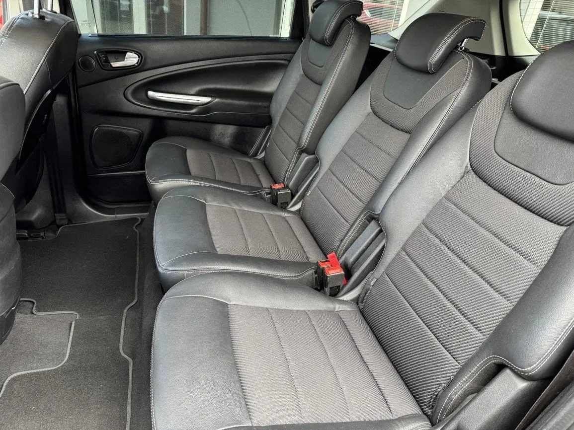Ford S-MAX - Náhled 21