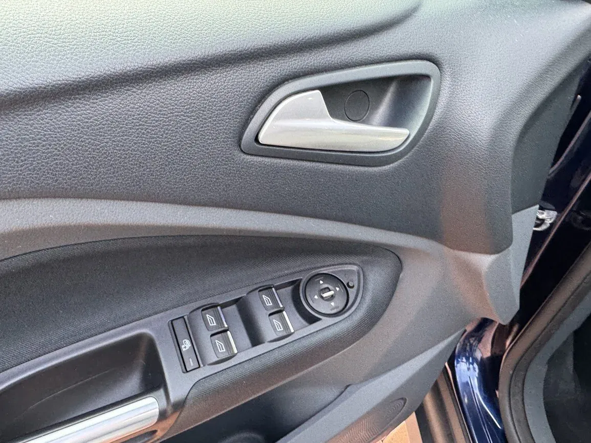 Ford C-MAX - Náhled 27