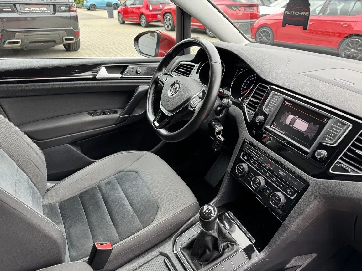 Volkswagen Golf Sportsvan - Náhled 14