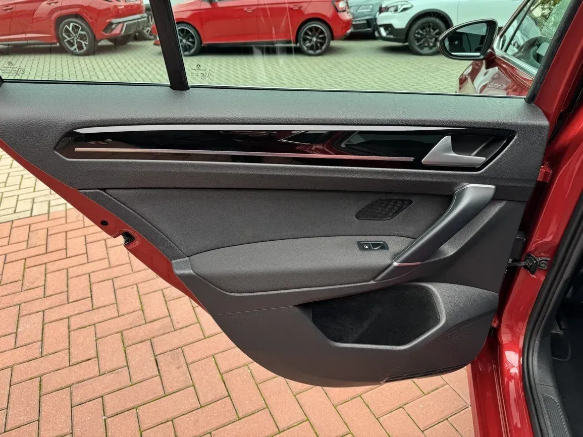 Volkswagen Golf Sportsvan - Náhled 21