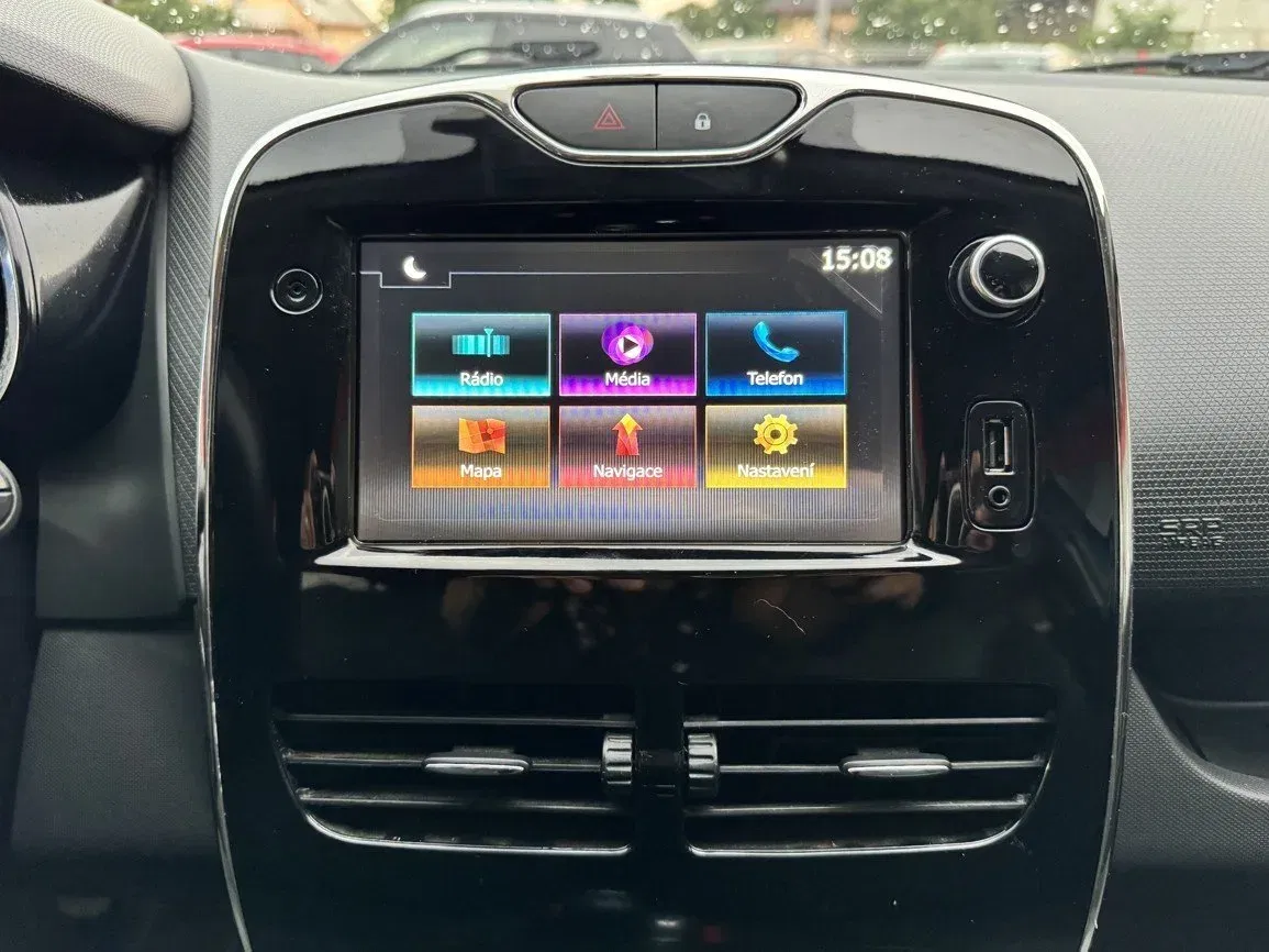Renault Clio - Náhled 11