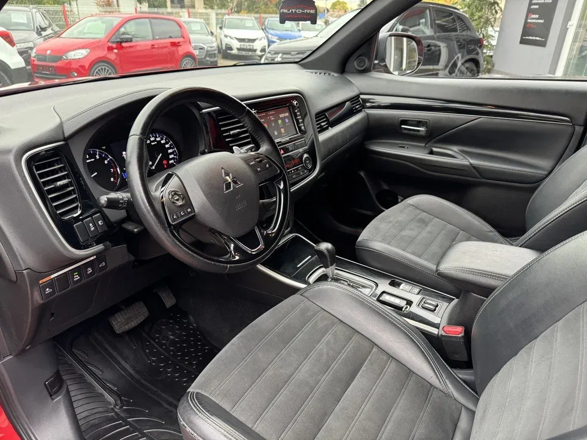 Mitsubishi Outlander - Náhled 24