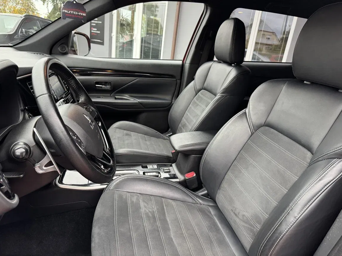 Mitsubishi Outlander - Náhled 25