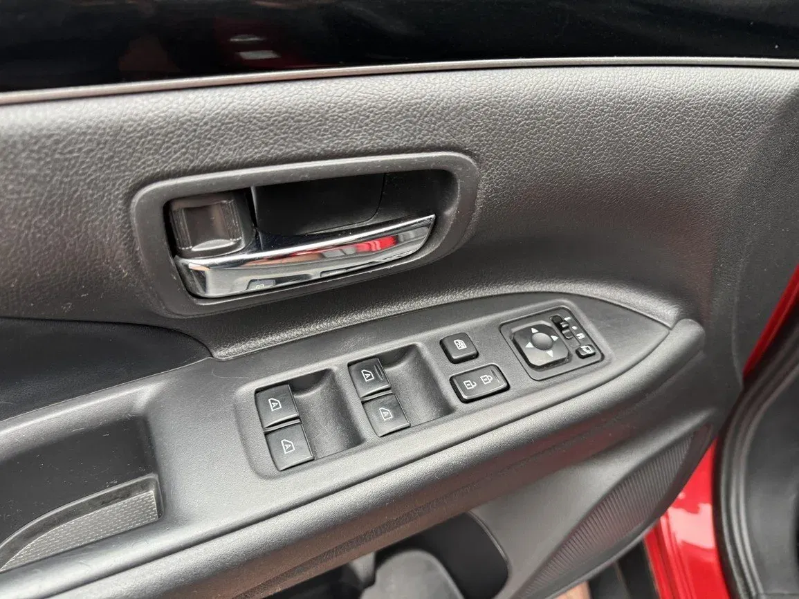 Mitsubishi Outlander - Náhled 26