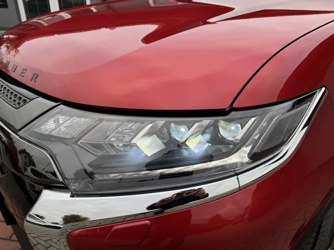 Mitsubishi Outlander - Náhled 32