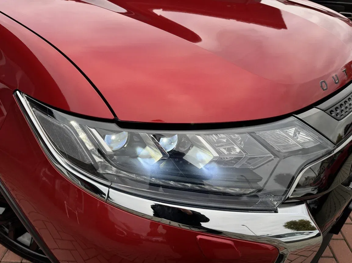 Mitsubishi Outlander - Náhled 34