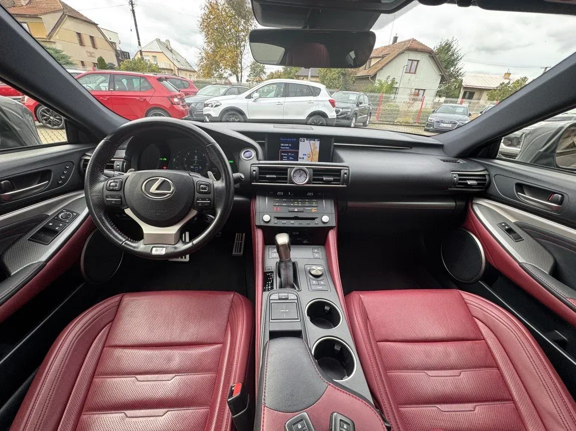 Lexus RC 300h - Náhled 6