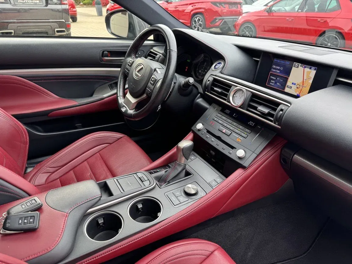 Lexus RC 300h - Náhled 21