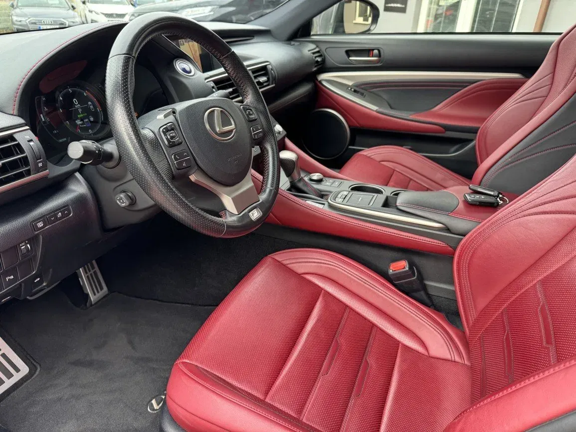 Lexus RC 300h - Náhled 27