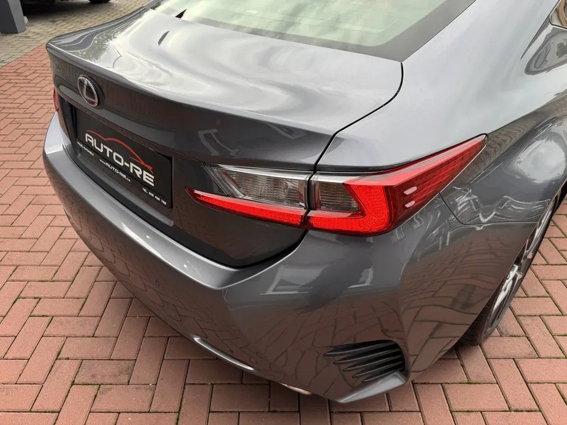 Lexus RC 300h - Náhled 38
