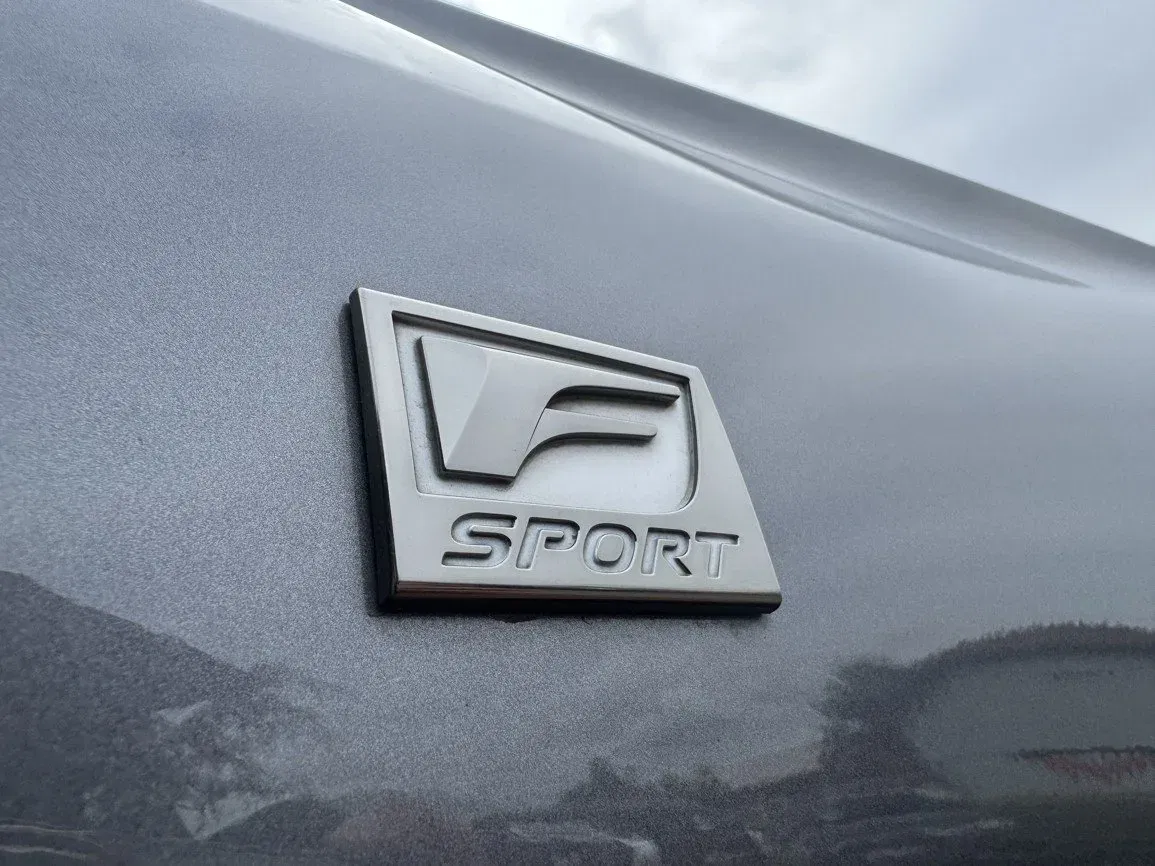 Lexus RC 300h - Náhled 44