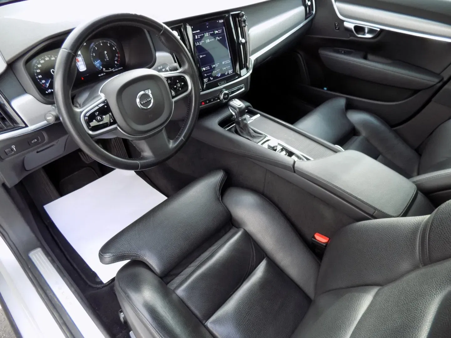 Volvo S90 - Náhled 11