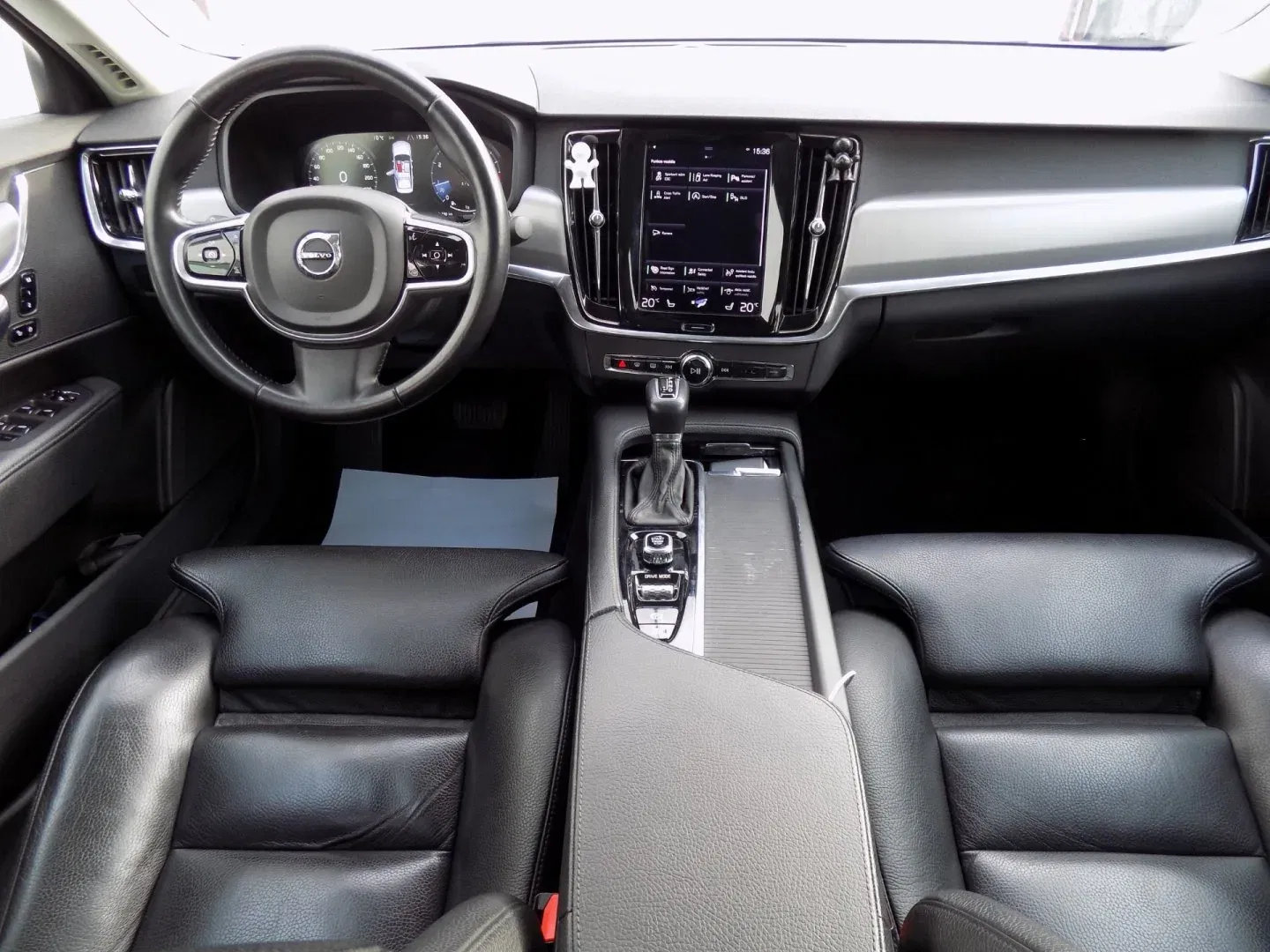 Volvo S90 - Náhled 20