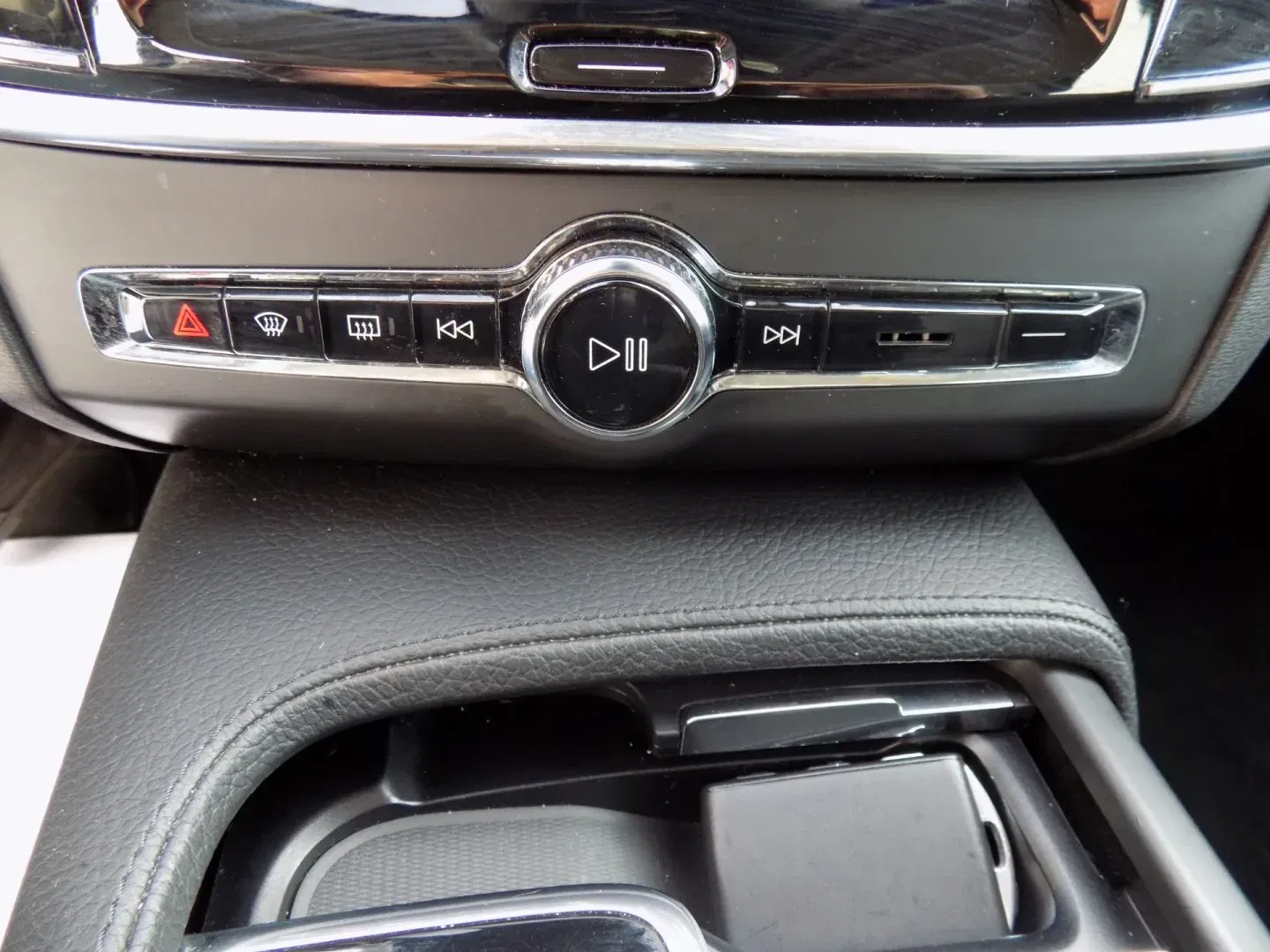 Volvo S90 - Náhled 29