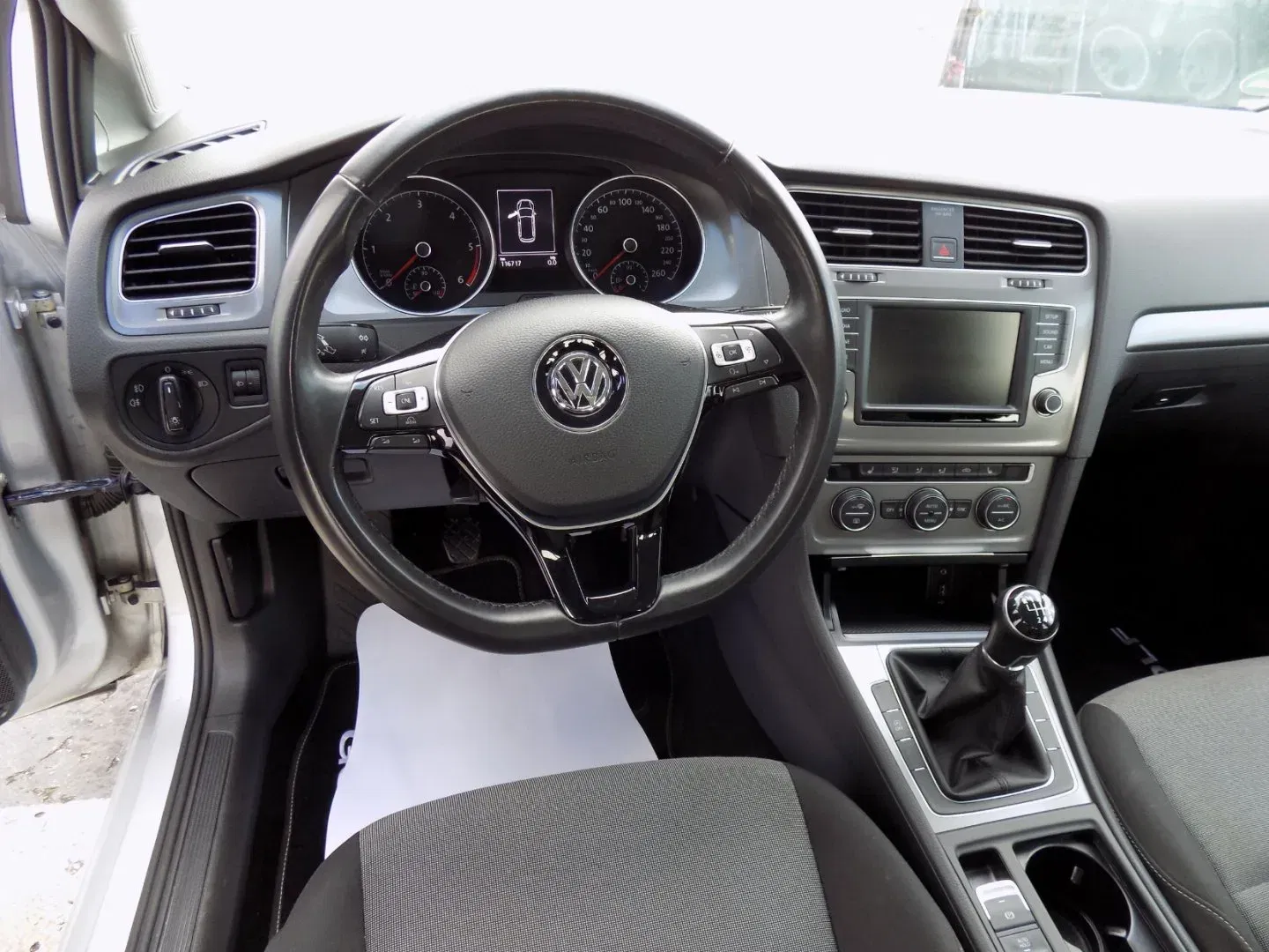 Volkswagen Golf - Náhled 25