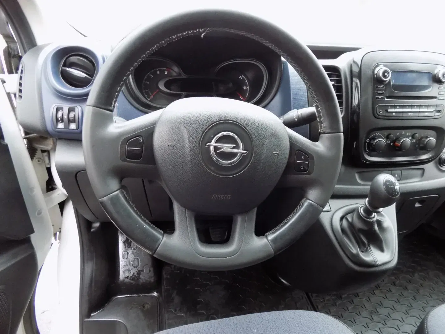 Opel Vivaro - Náhled 19