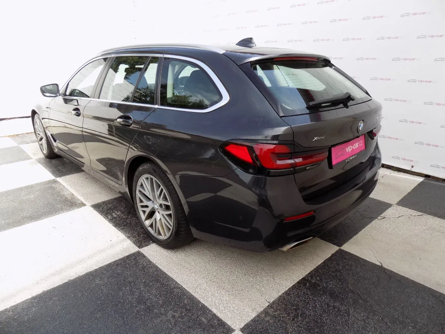 BMW Řada 5 - Náhled 3