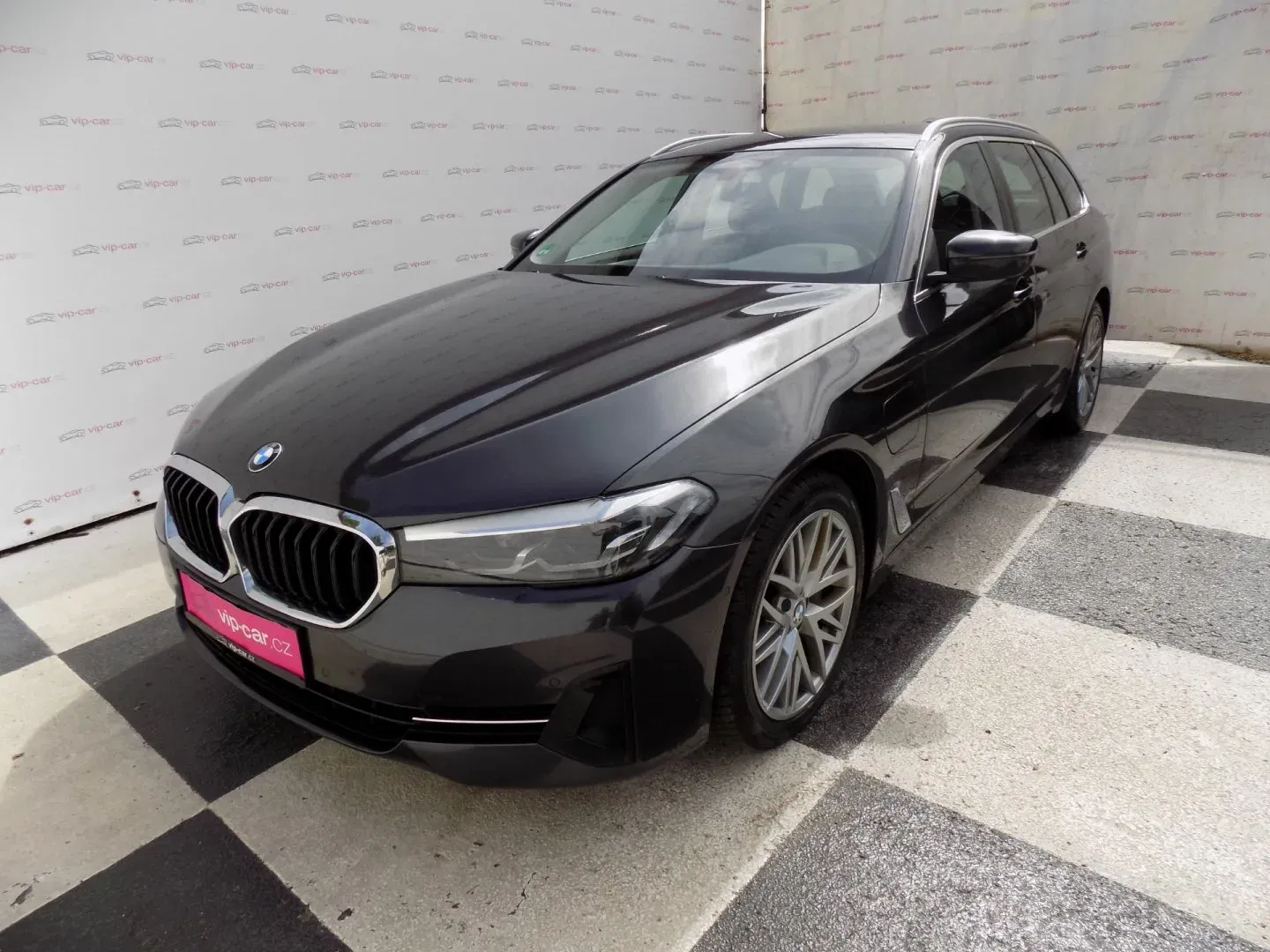 BMW Řada 5 – fotografie 1