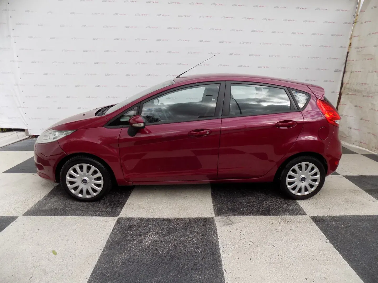 Ford Fiesta - Náhled 2