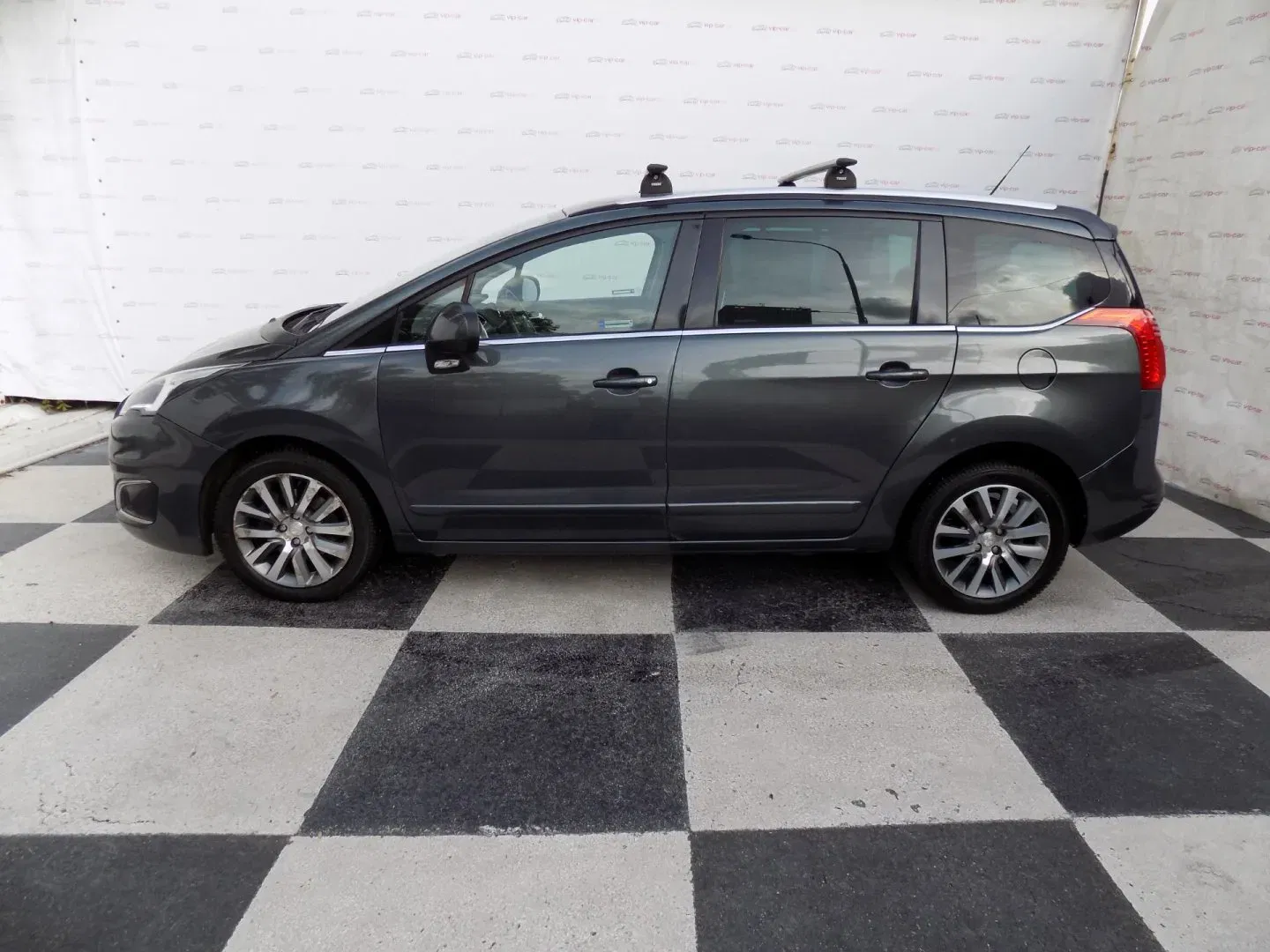 Peugeot 5008 - Náhled 2