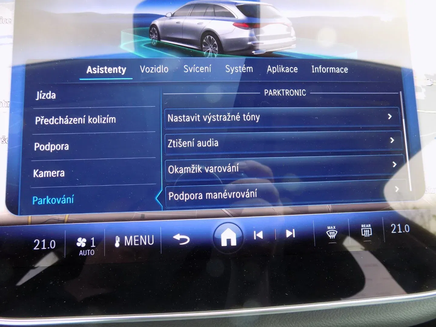 Mercedes-Benz Třídy E - Náhled 31