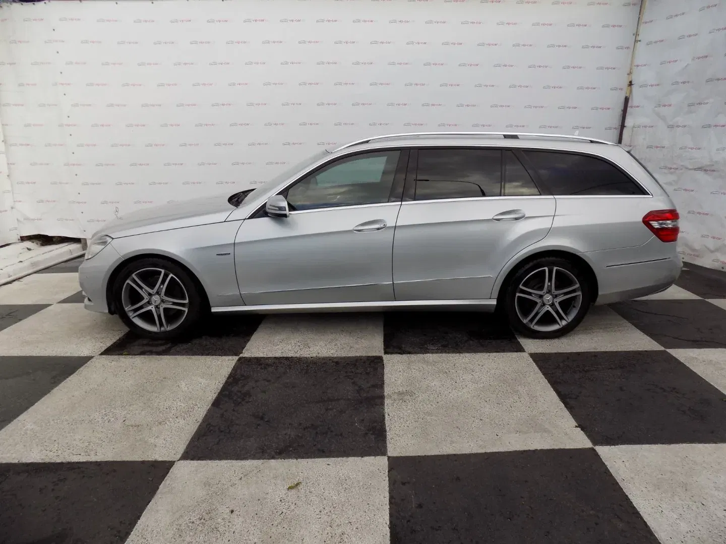 Mercedes-Benz Třídy E - Náhled 2