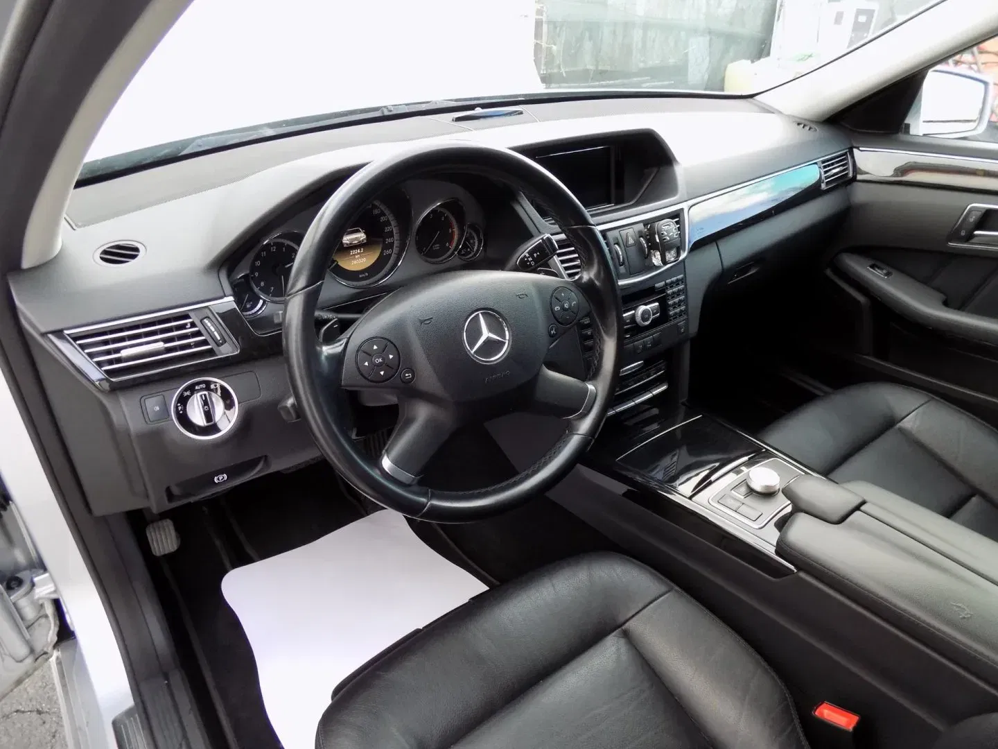 Mercedes-Benz Třídy E - Náhled 14