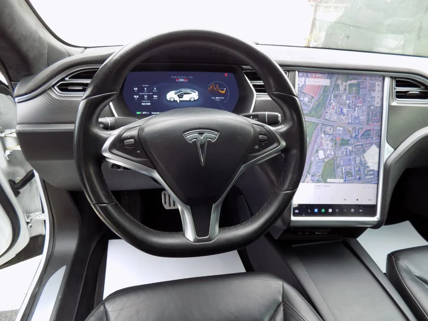 Tesla Model S - Náhled 25