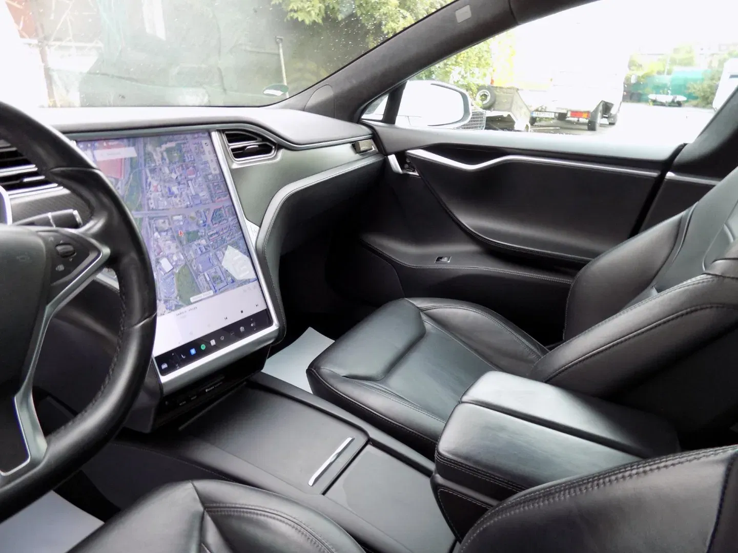 Tesla Model S - Náhled 26