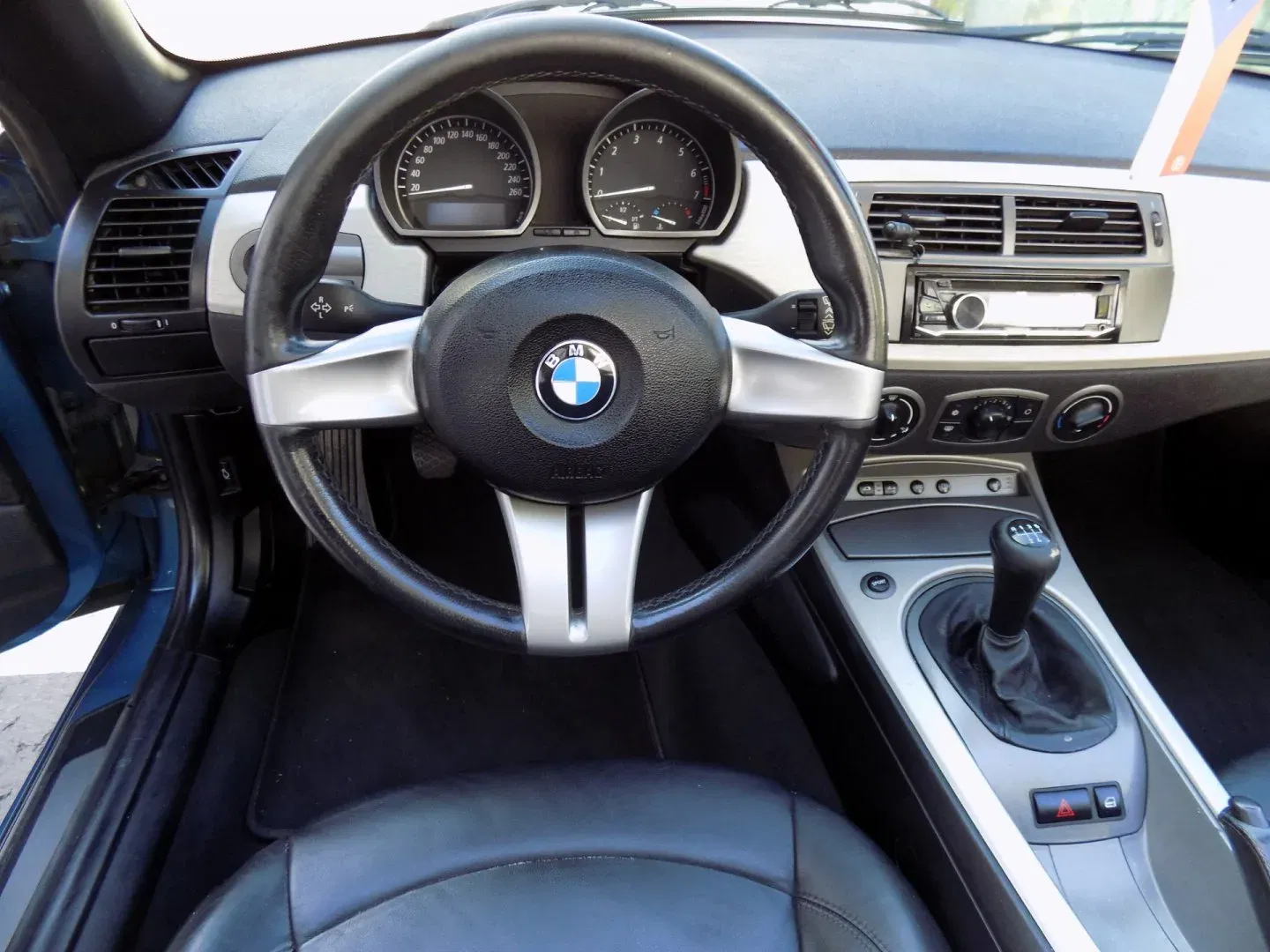 BMW Z4 - Náhled 24