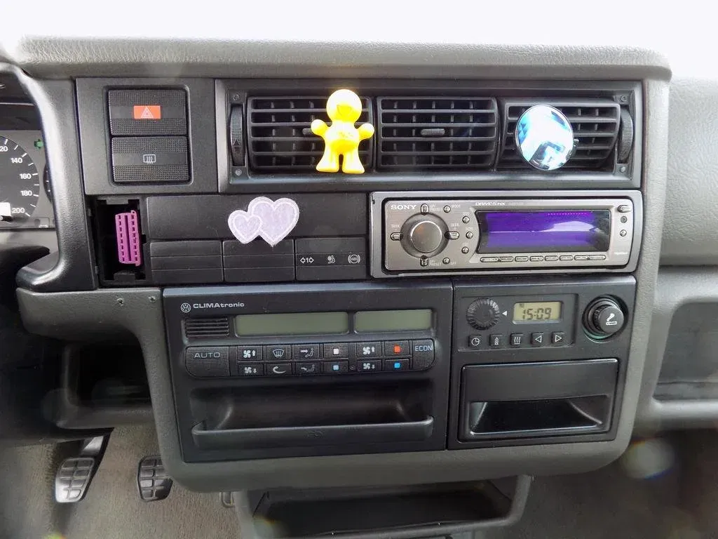 Volkswagen Multivan - Náhled 25