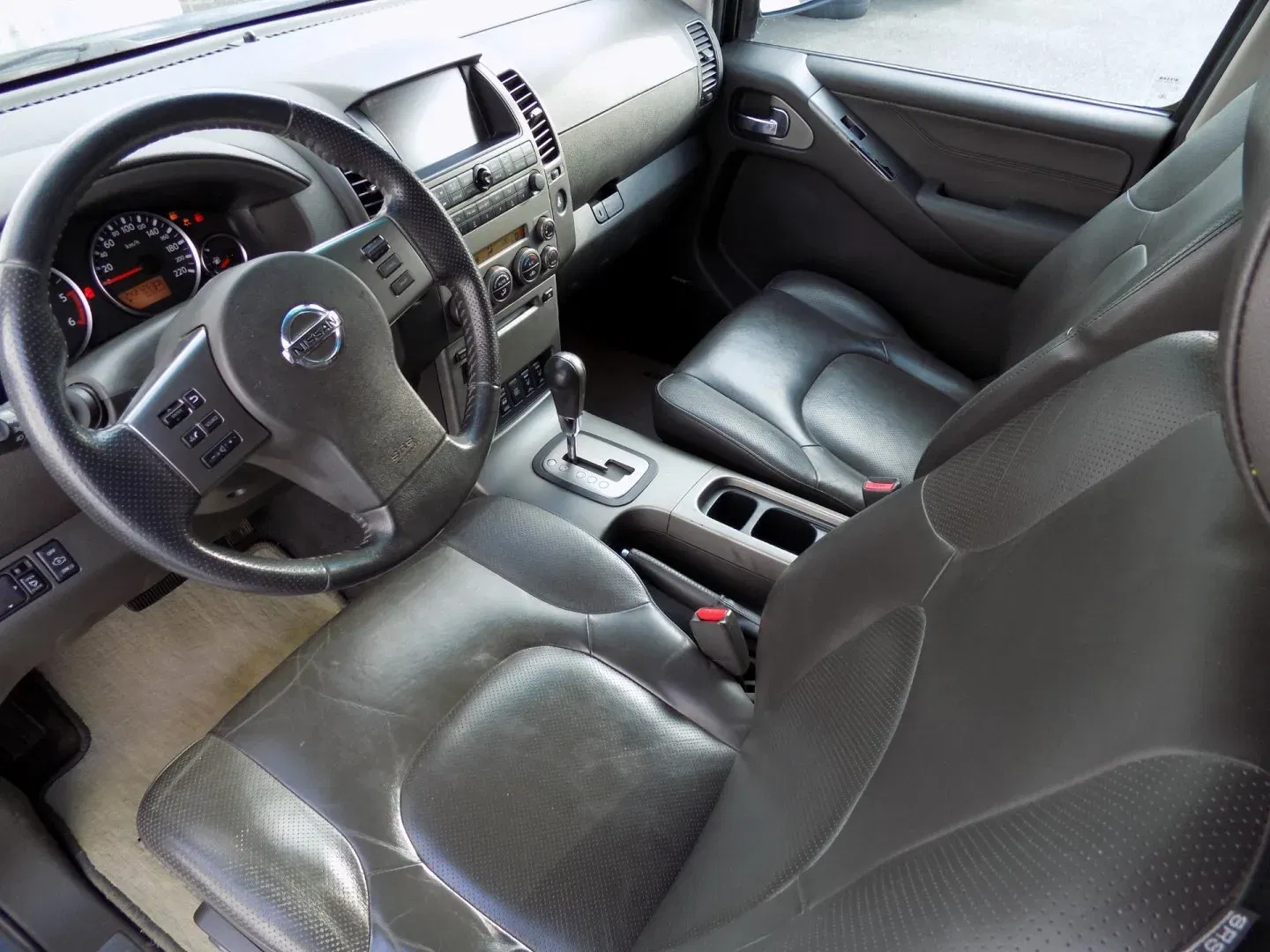 Nissan Pathfinder - Náhled 11