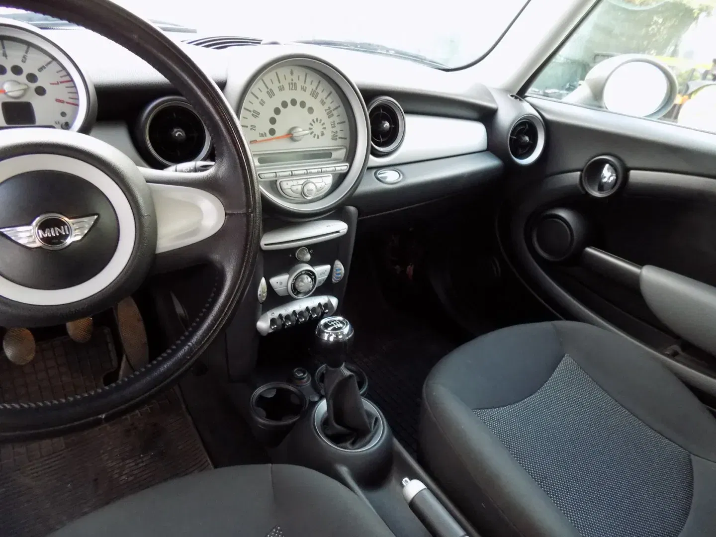 Mini Cooper - Náhled 20