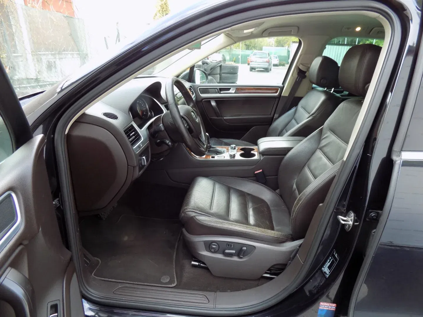 Volkswagen Touareg - Náhled 13