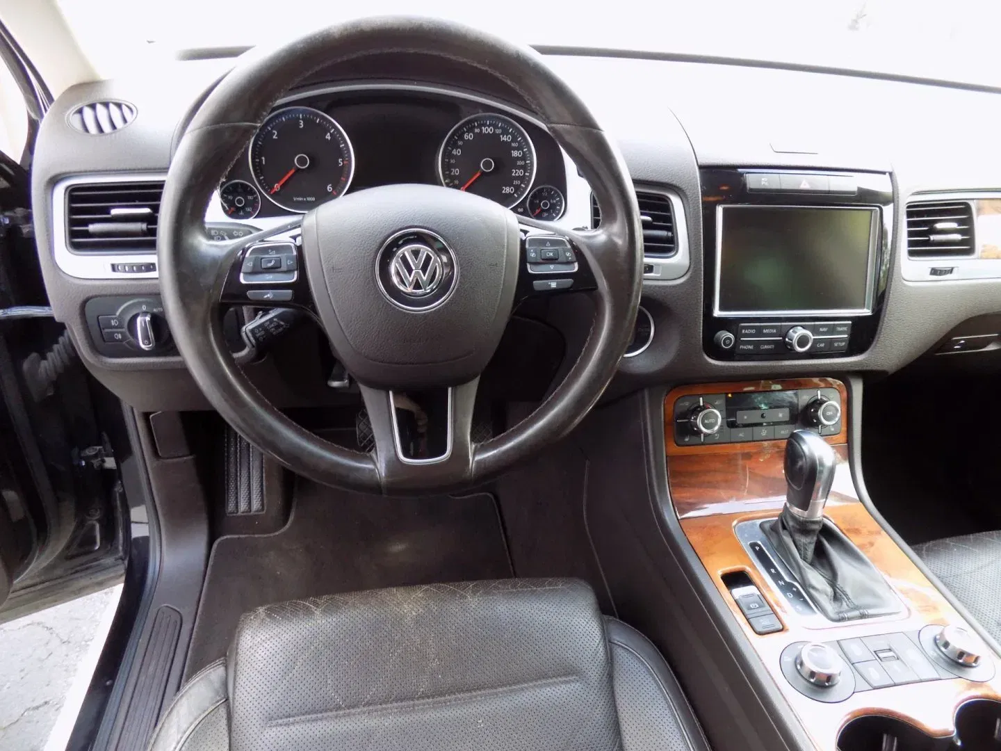 Volkswagen Touareg - Náhled 27