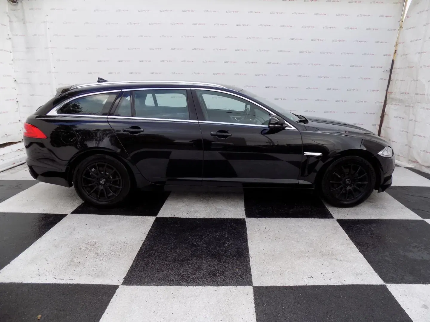 Jaguar XF - Náhled 6
