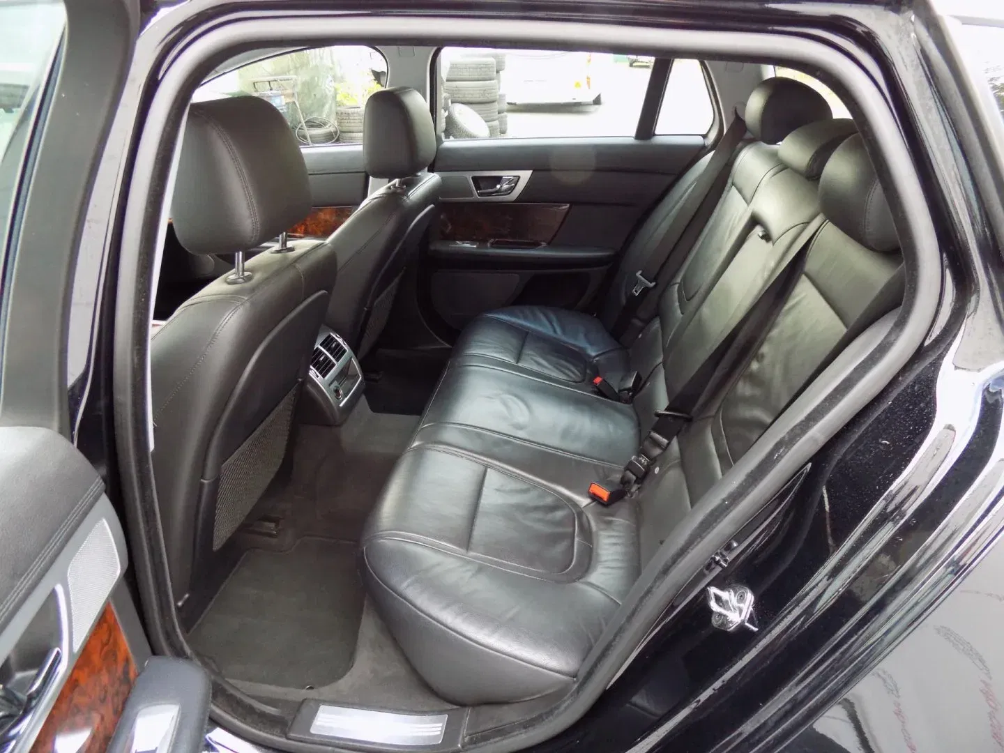 Jaguar XF - Náhled 10