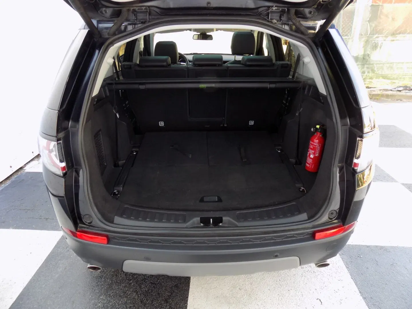 Land Rover Discovery Sport - Náhled 10