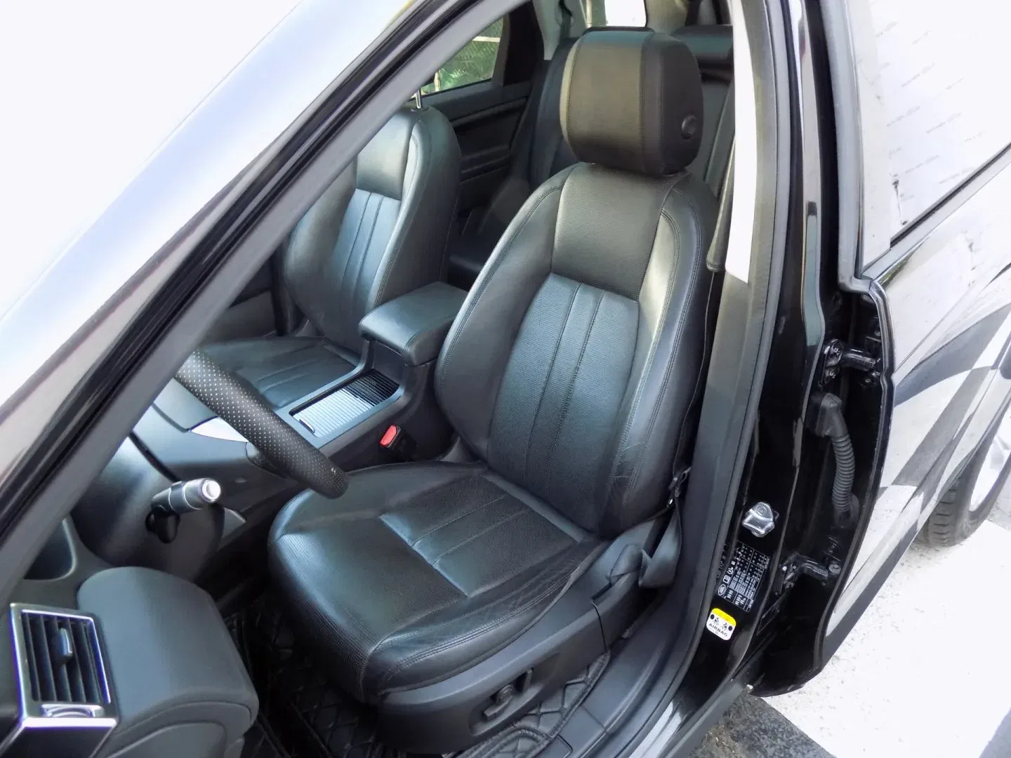 Land Rover Discovery Sport - Náhled 15