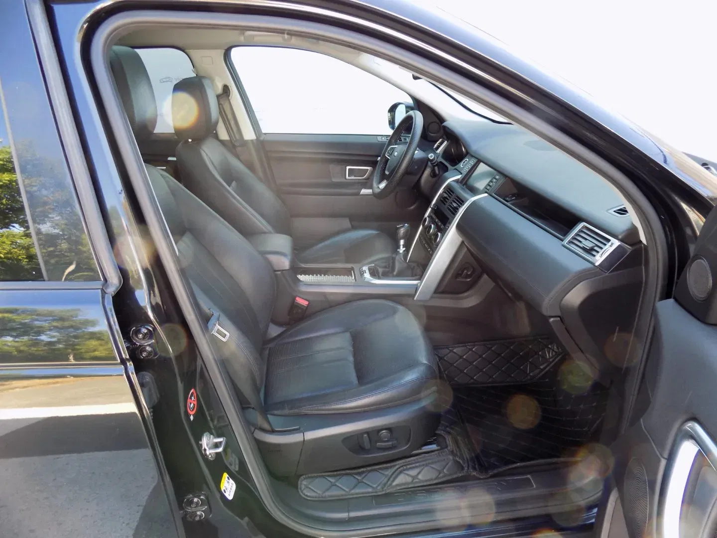 Land Rover Discovery Sport - Náhled 16