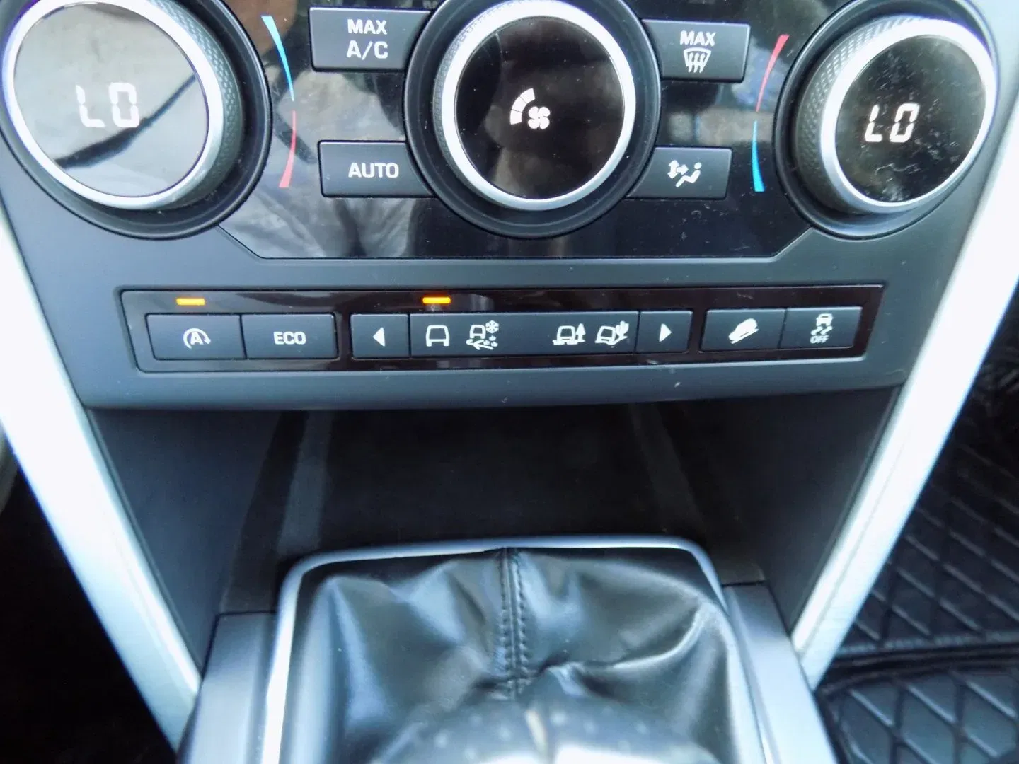 Land Rover Discovery Sport - Náhled 34
