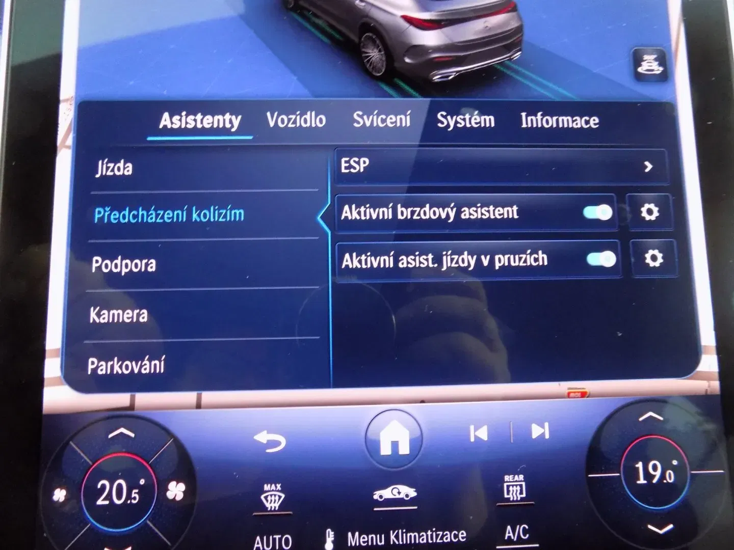 Mercedes-Benz GLC - Náhled 43