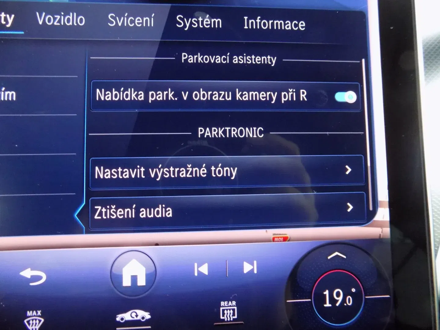 Mercedes-Benz GLC - Náhled 45