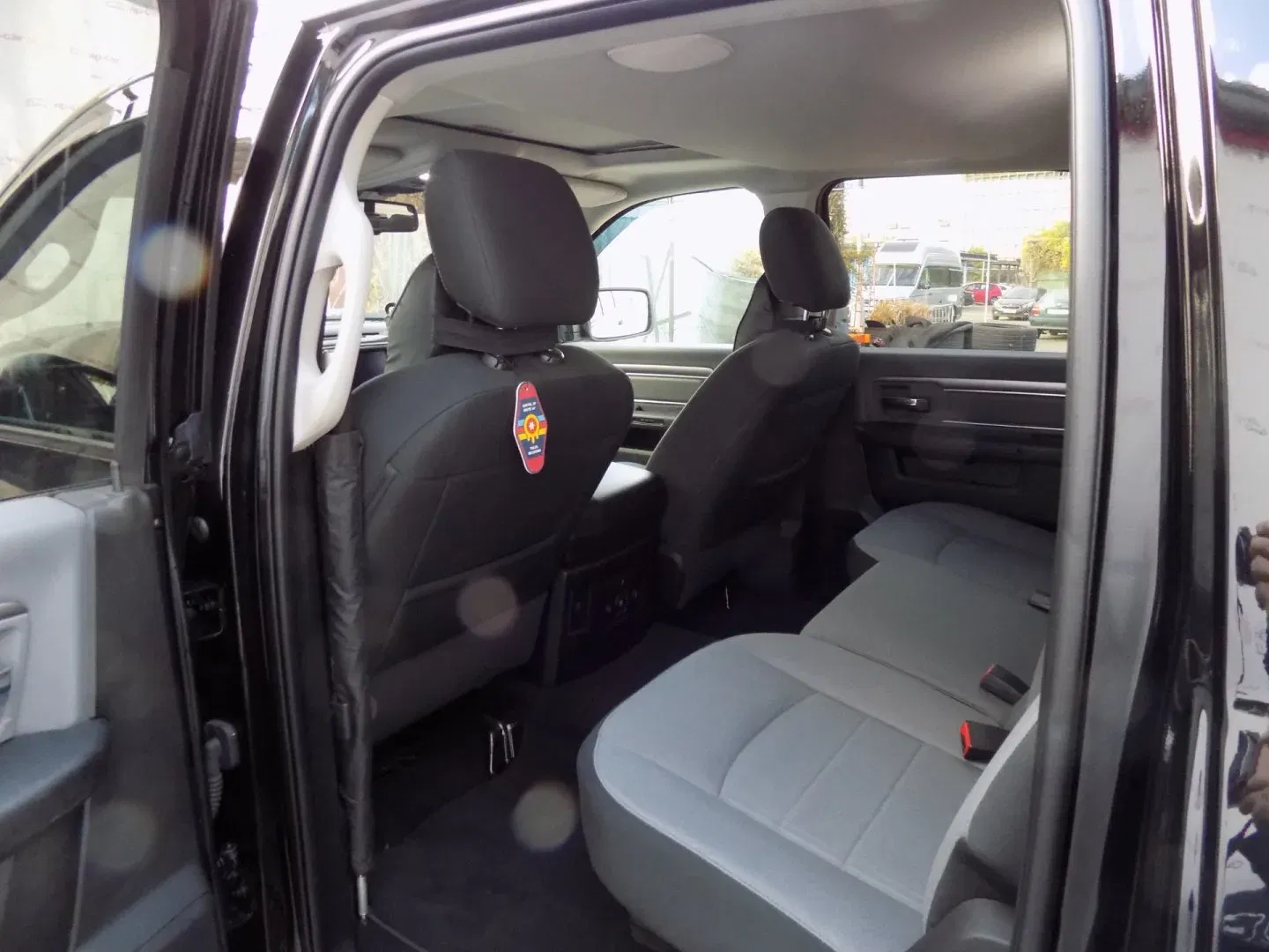 Dodge Ram 1500 - Náhled 11
