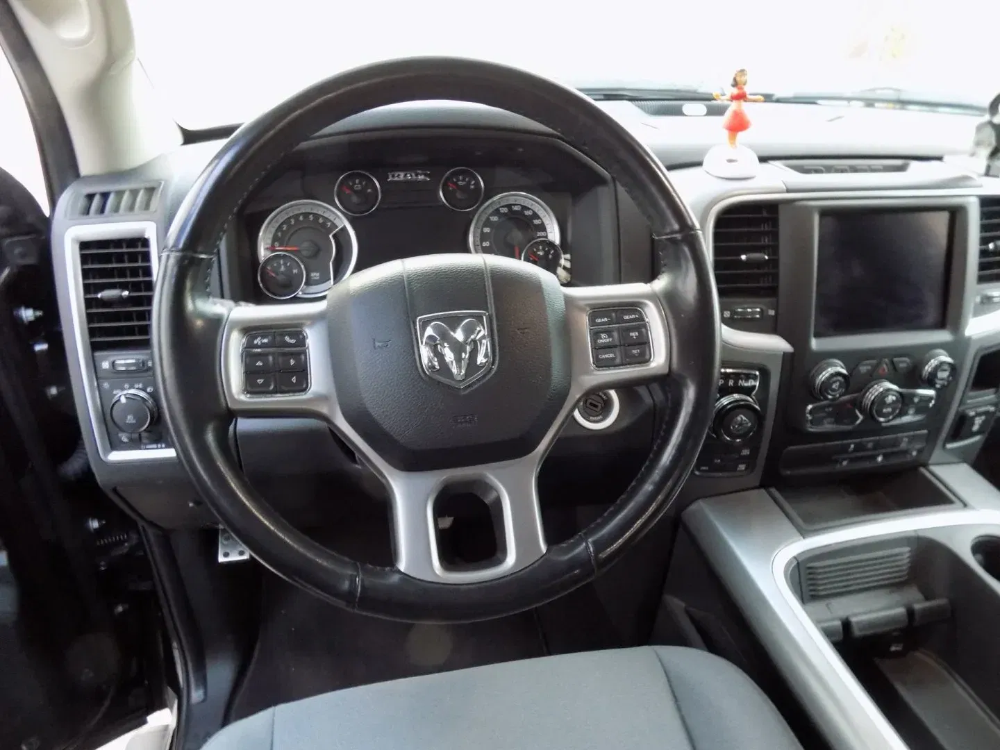 Dodge Ram 1500 - Náhled 23