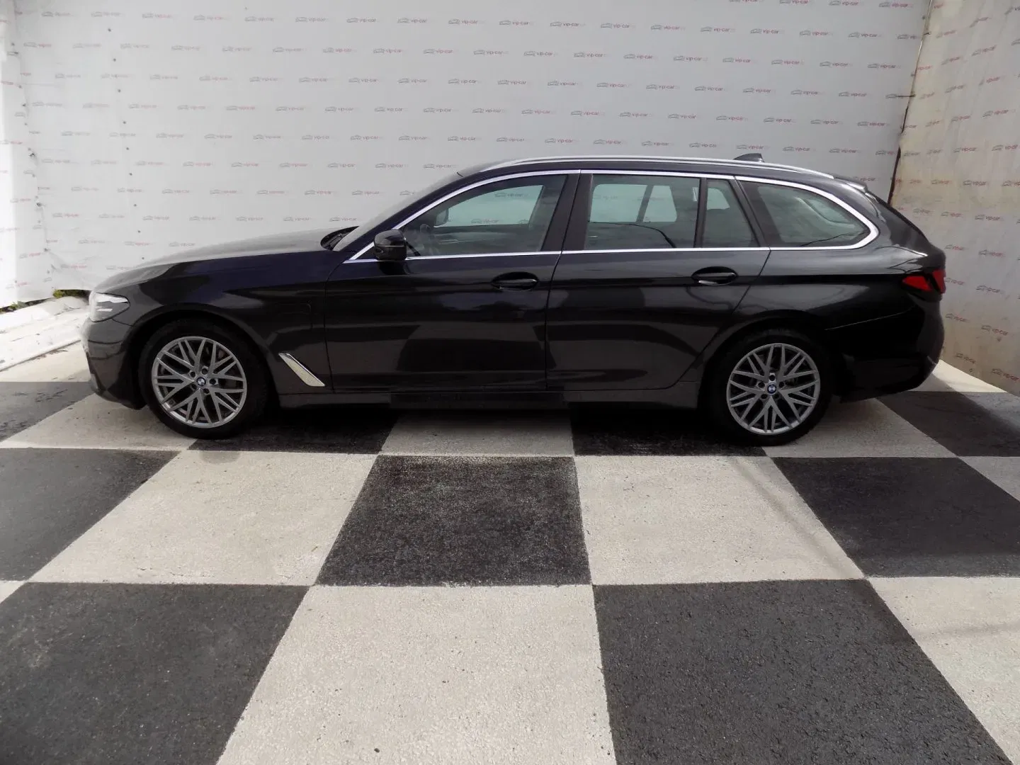 BMW Řada 5 - Náhled 2